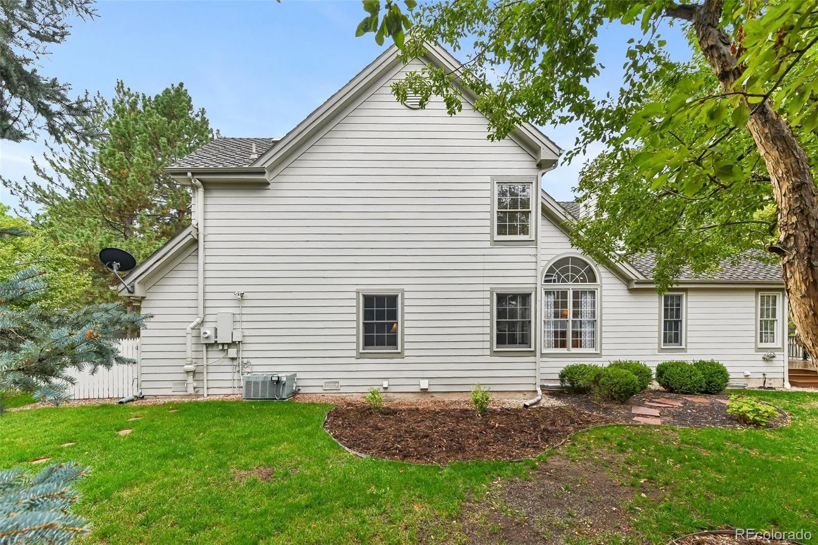 5765 W Iliff Drive Lakewood CO 80227 | MLS #REC2003382 09302026221522 1600 2