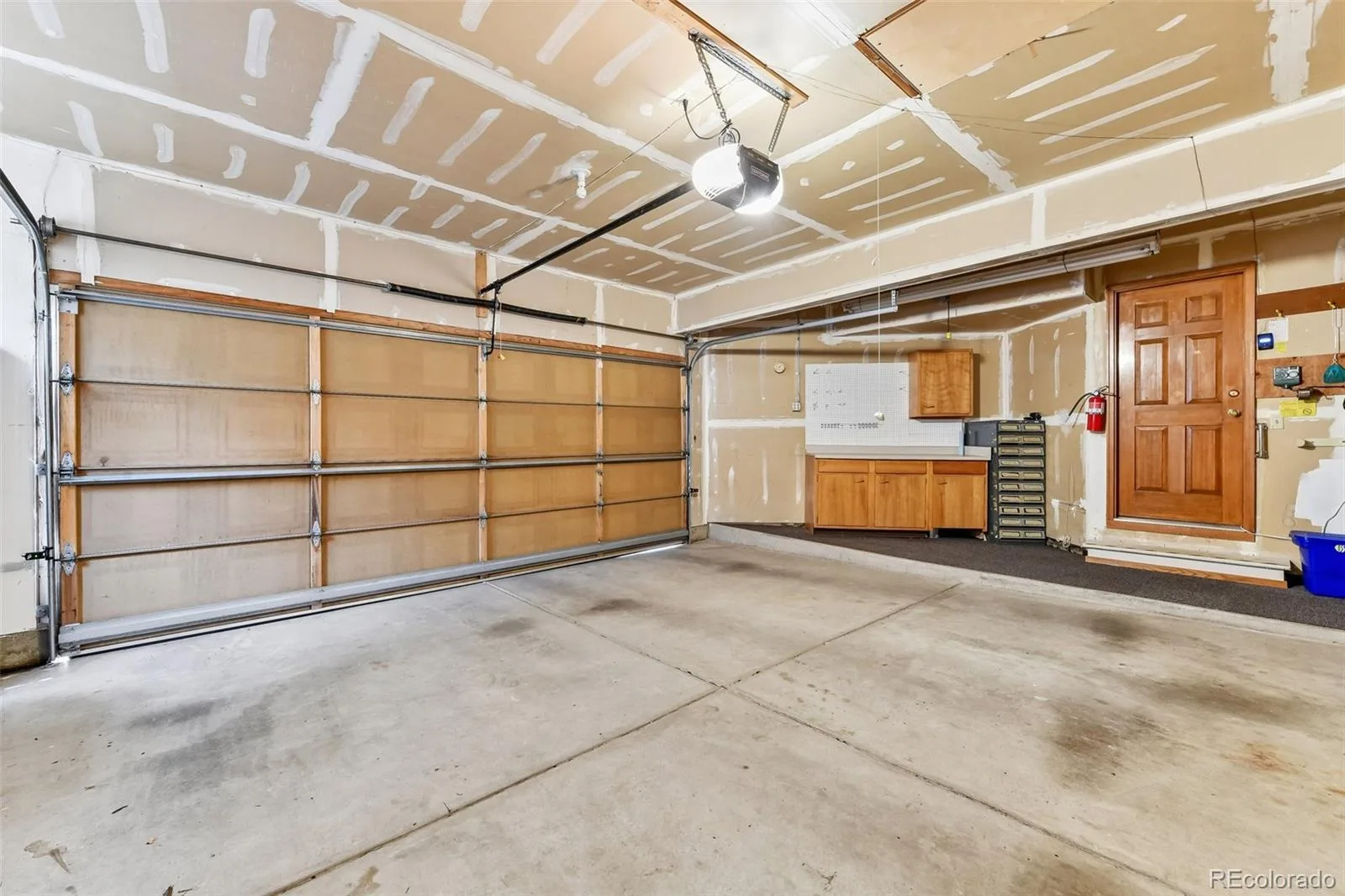 5765 W Iliff Drive Lakewood CO 80227 | MLS #REC2003382 09302026221522 1600 39