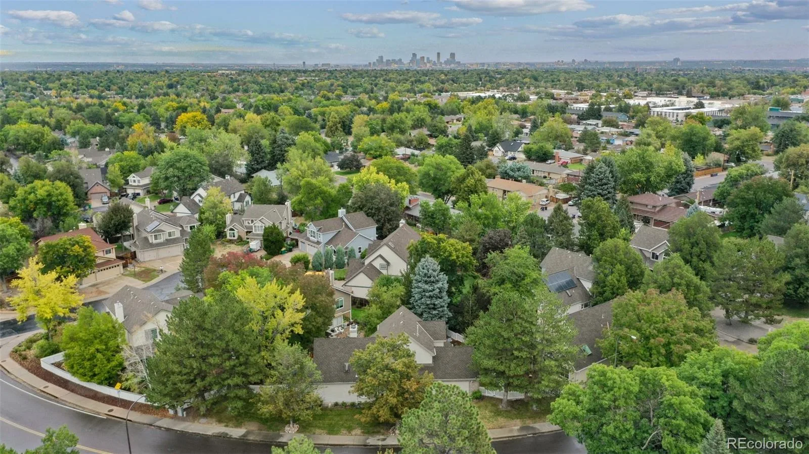 5765 W Iliff Drive Lakewood CO 80227 | MLS #REC2003382 09302026221522 1600 43