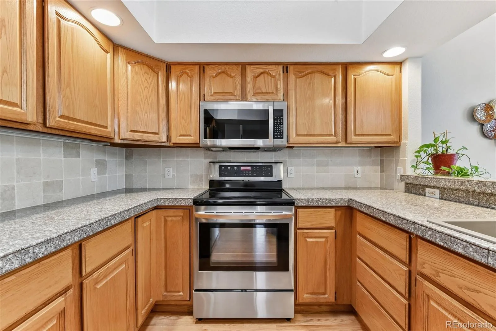 5765 W Iliff Drive Lakewood CO 80227 | MLS #REC2003382 09302026221522 1600 9