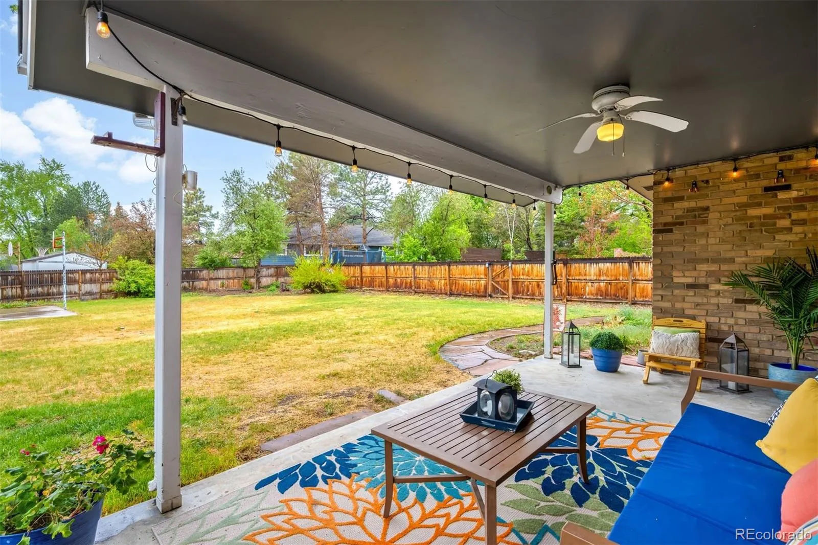 7180 W Fairview Drive Littleton CO 80128 MLS #REC2005006 05072026235635 1600 33