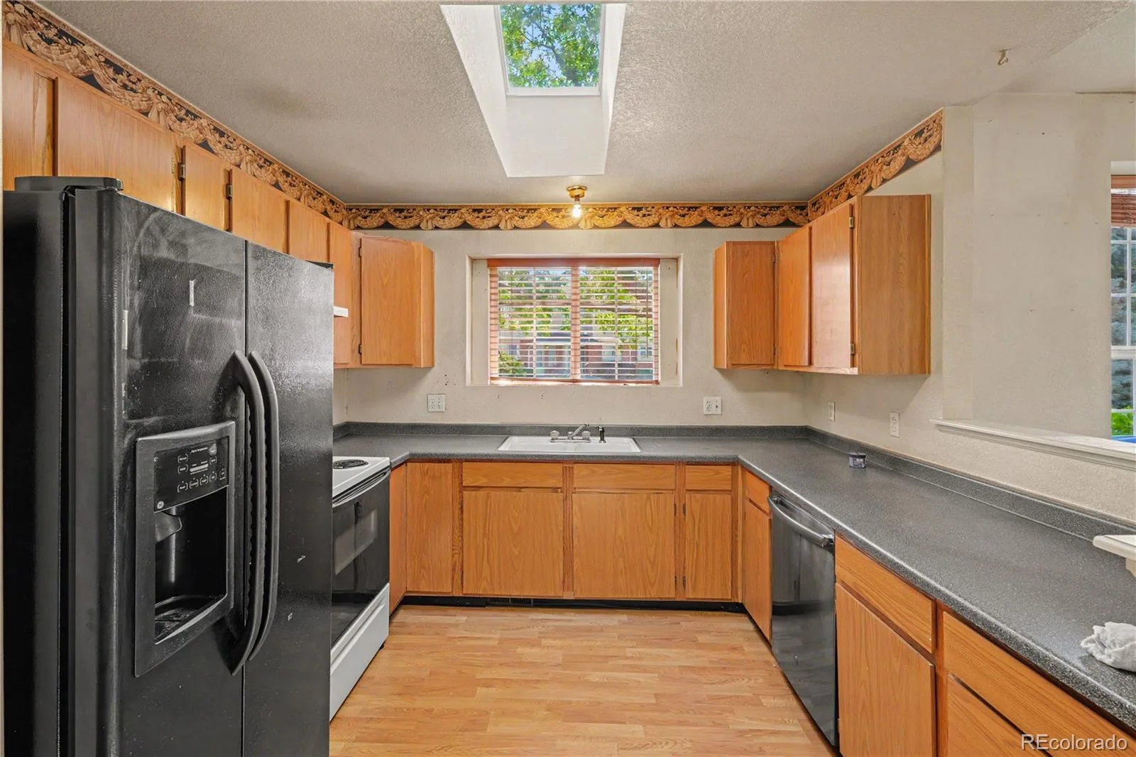 18357 E Alabama Place #A Aurora CO 80017 | MLS #REC2006320 07272026155634 1600 6