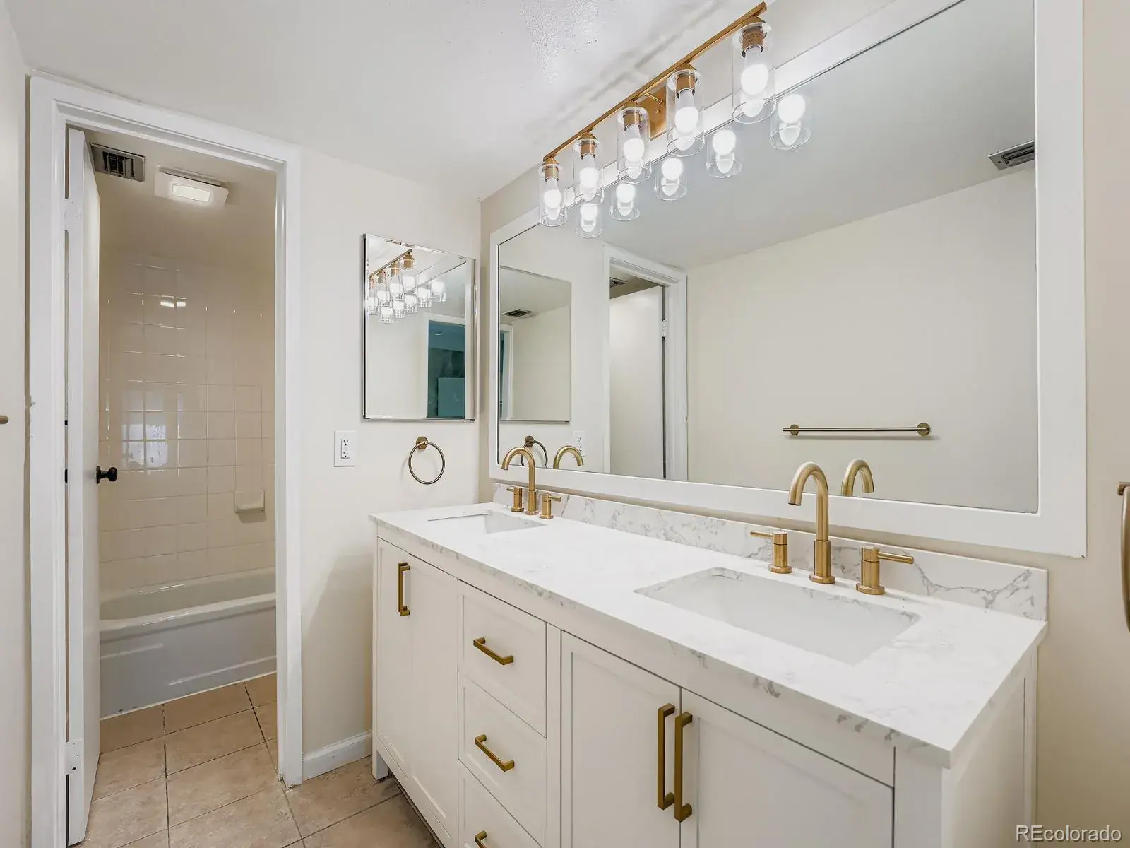 12122025194823 1600 16