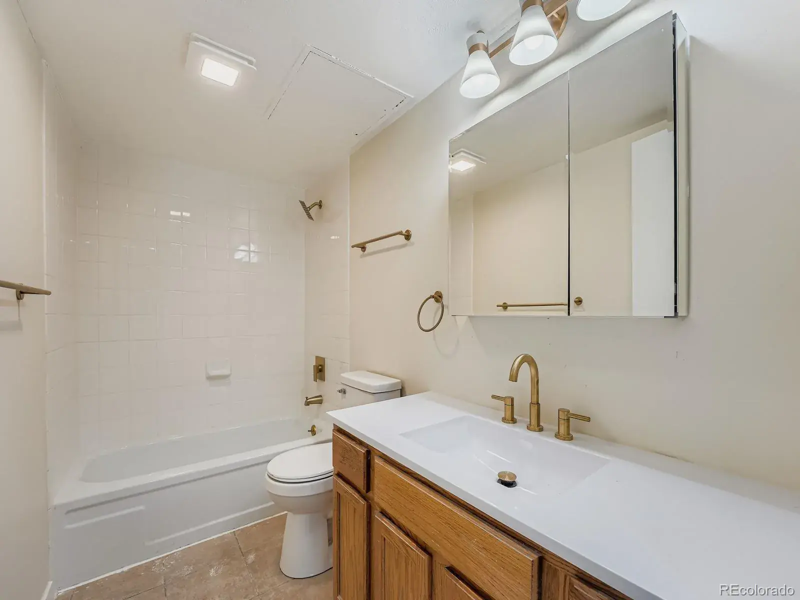 12122025194823 1600 20