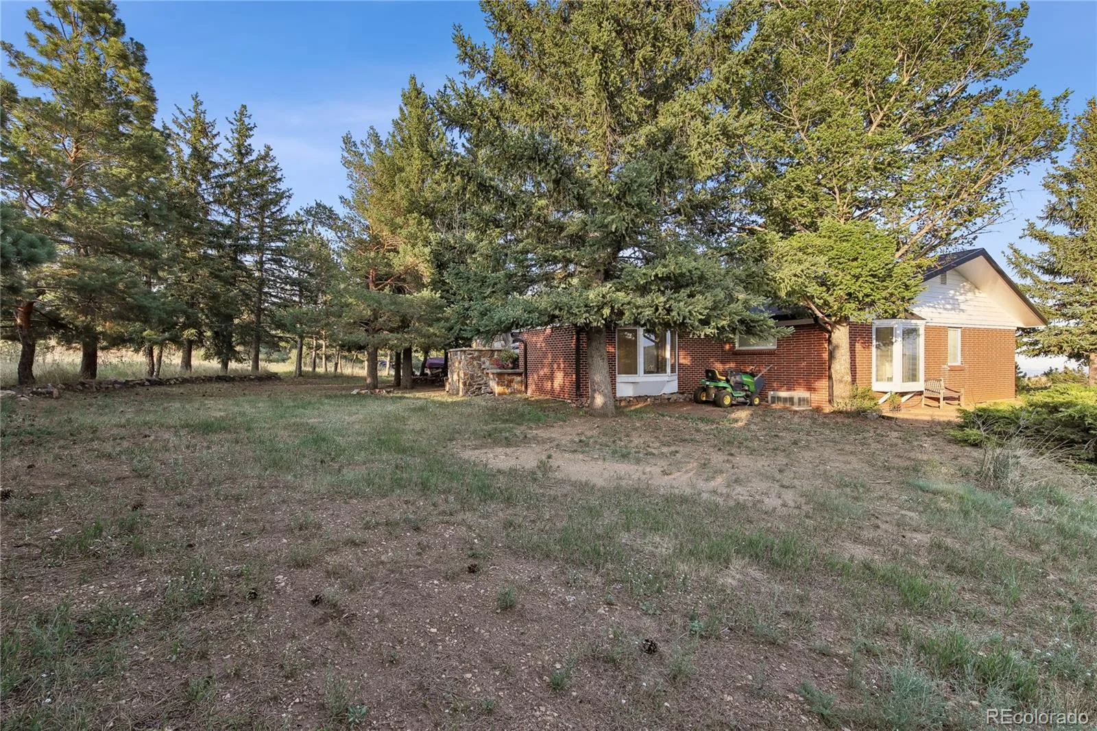 239 Dekker Drive Golden CO 80401 | MLS #REC2011573 08112026210331 1600 29