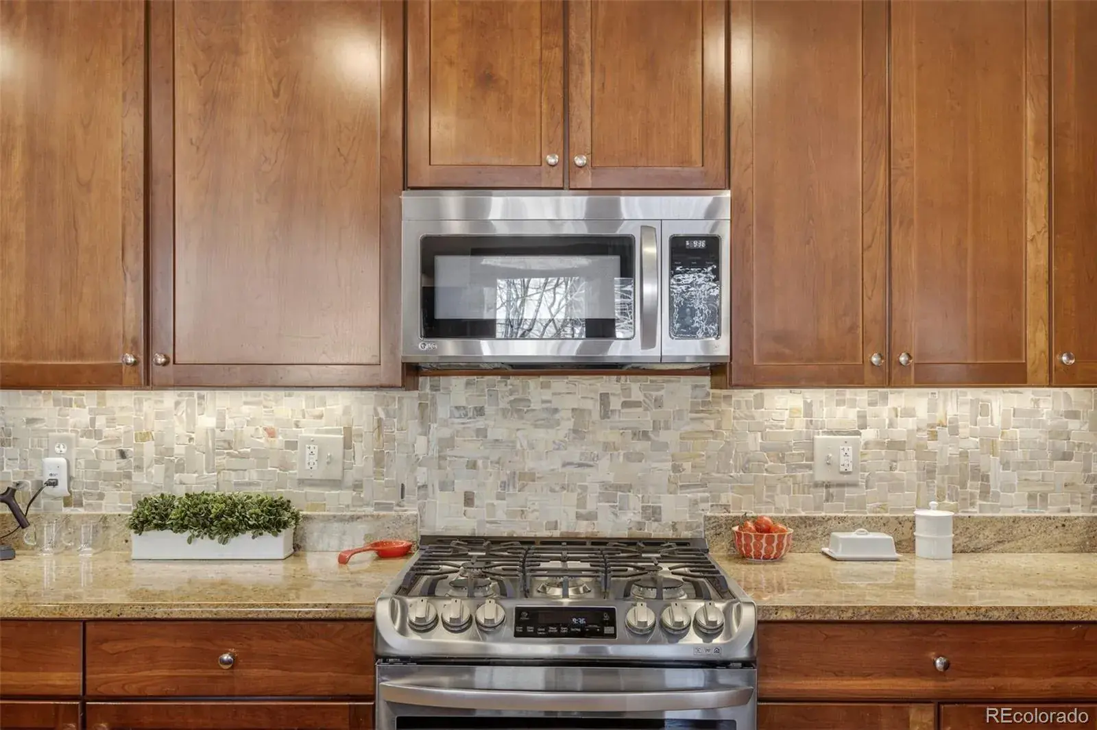 02202026010129 1600 10