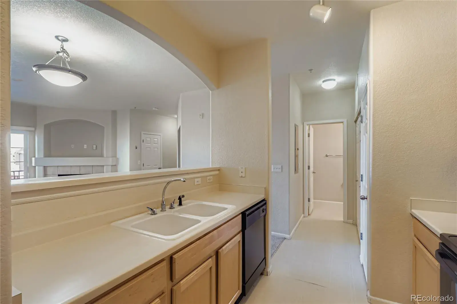 5255 Memphis Street #717 Denver CO 80239 MLS #REC2011906 12022025212539 1600 5