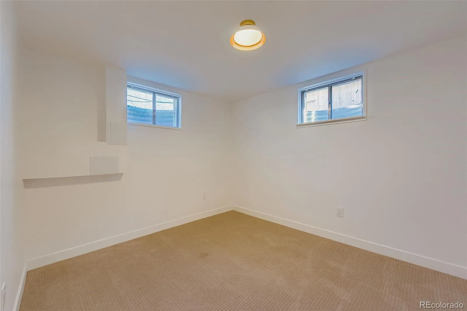 03192026212240 1600 30