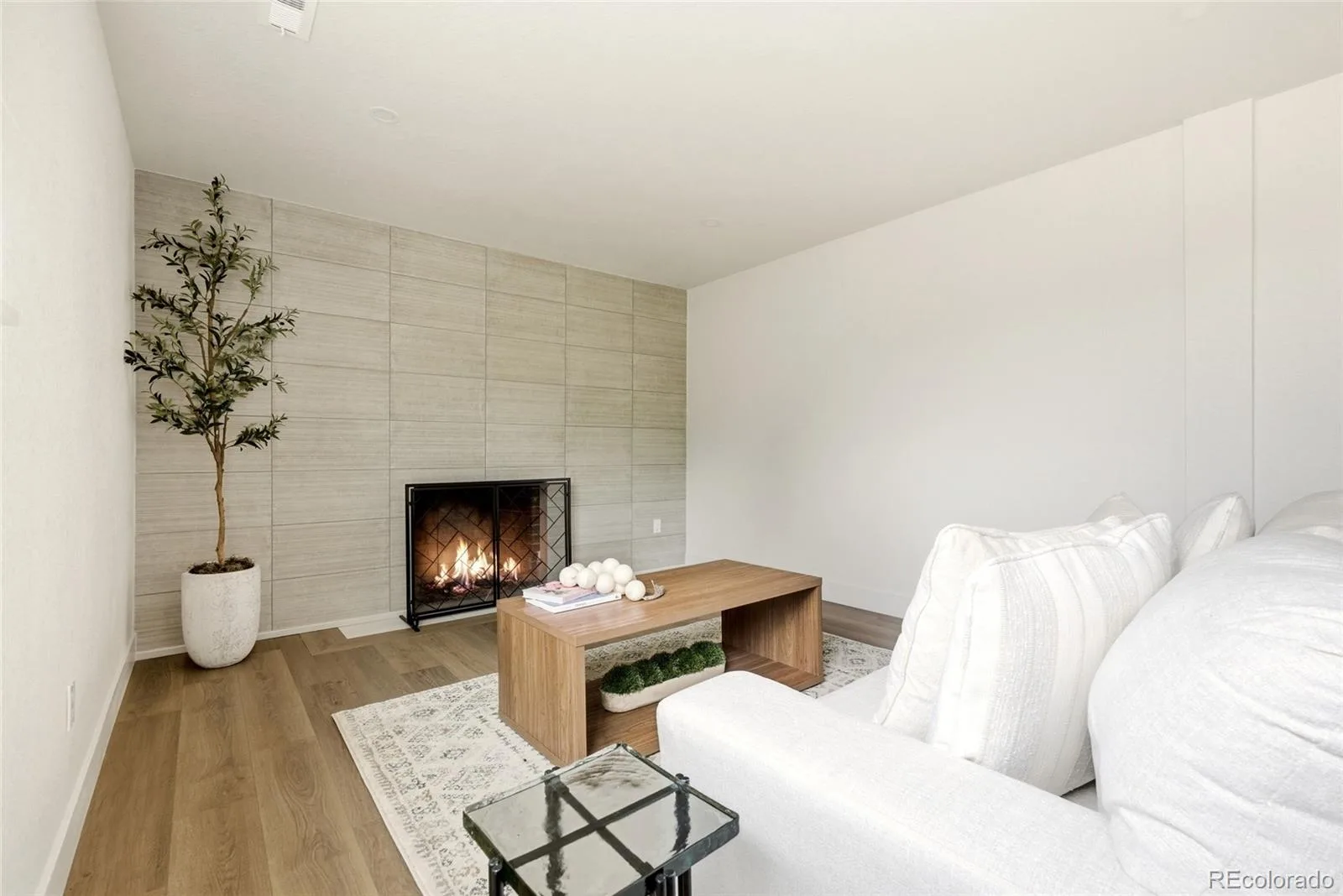 8520 W Virginia Avenue Lakewood CO 80226 | MLS #REC2013993 08062026033427 1600 14