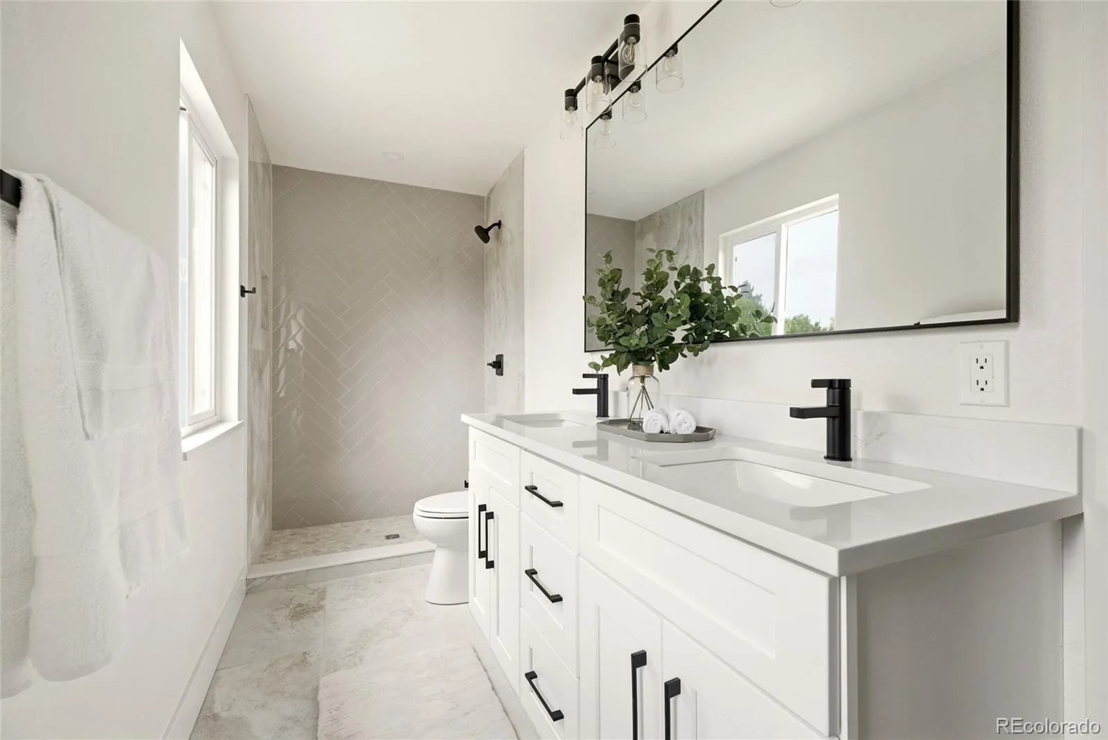 8520 W Virginia Avenue Lakewood CO 80226 | MLS #REC2013993 08062026033427 1600 21