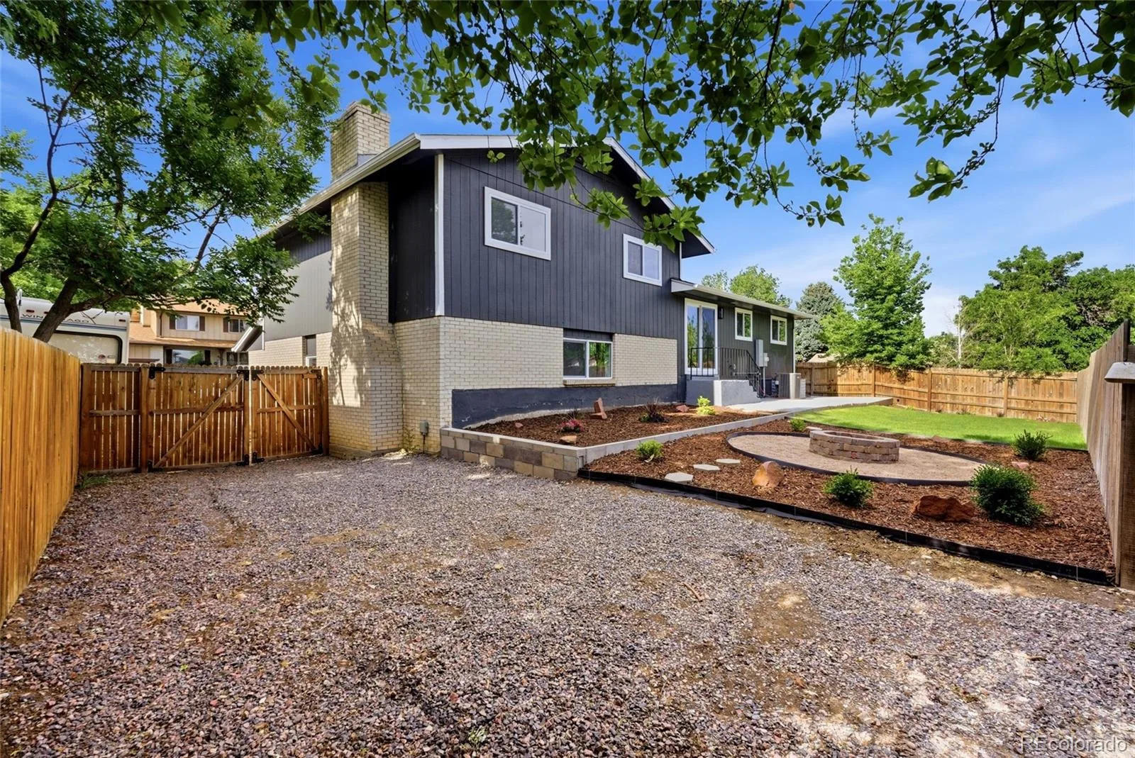 8520 W Virginia Avenue Lakewood CO 80226 | MLS #REC2013993 08062026033427 1600 38