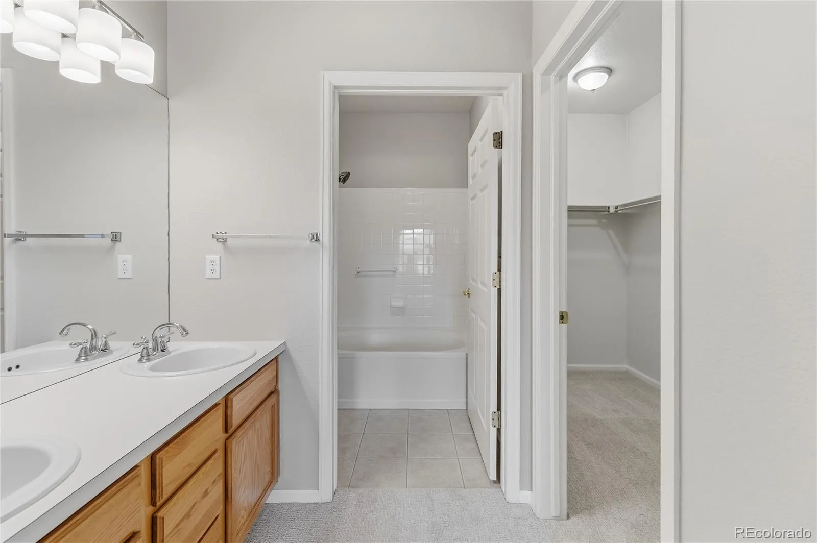 8200 E 8th Avenue #6101 Denver CO 80230 | MLS #REC2014559 08262026154652 1600 14
