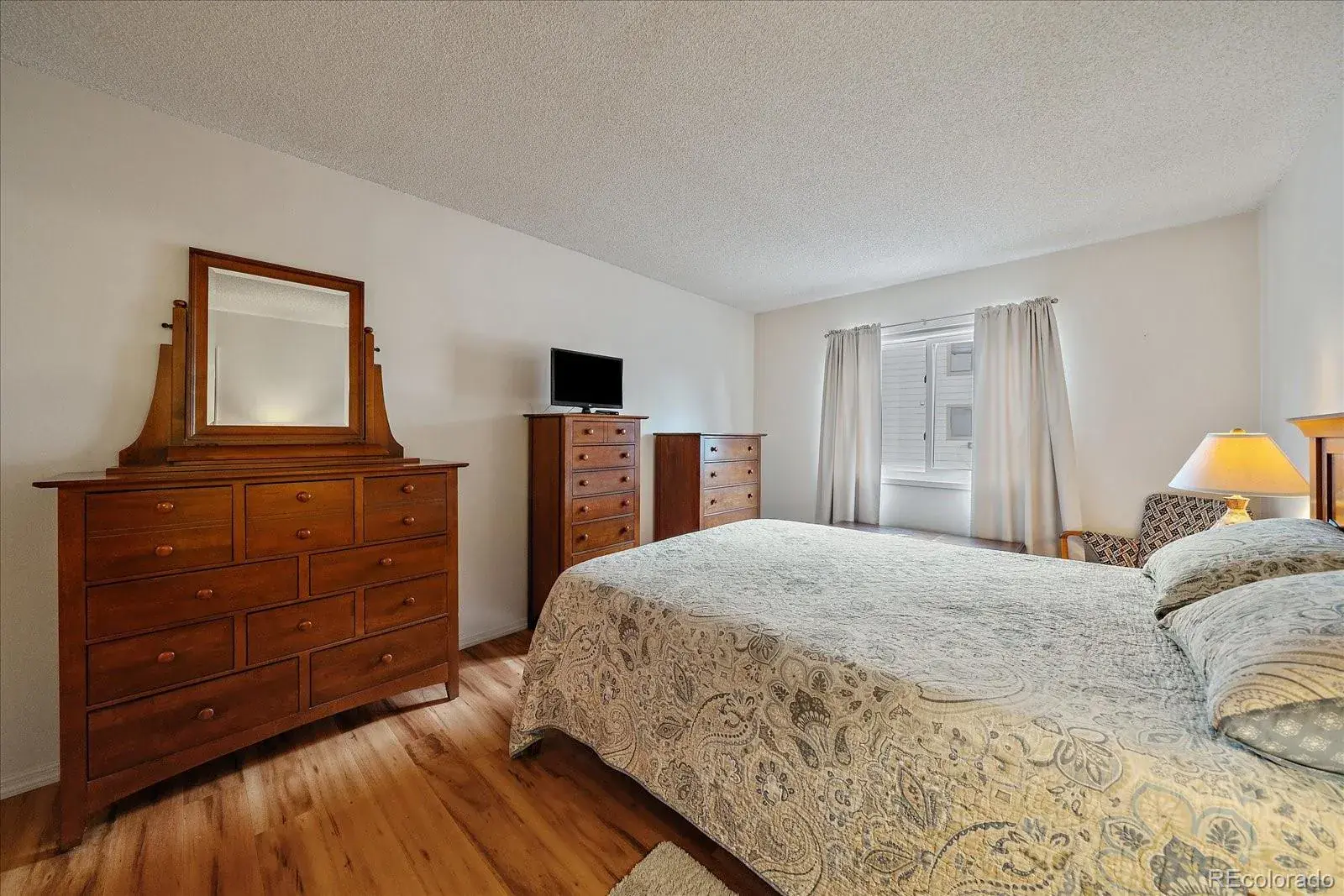 471 S Kalispell Way #101 Aurora CO 80017 MLS #REC2015268 02202026012640 1600 10