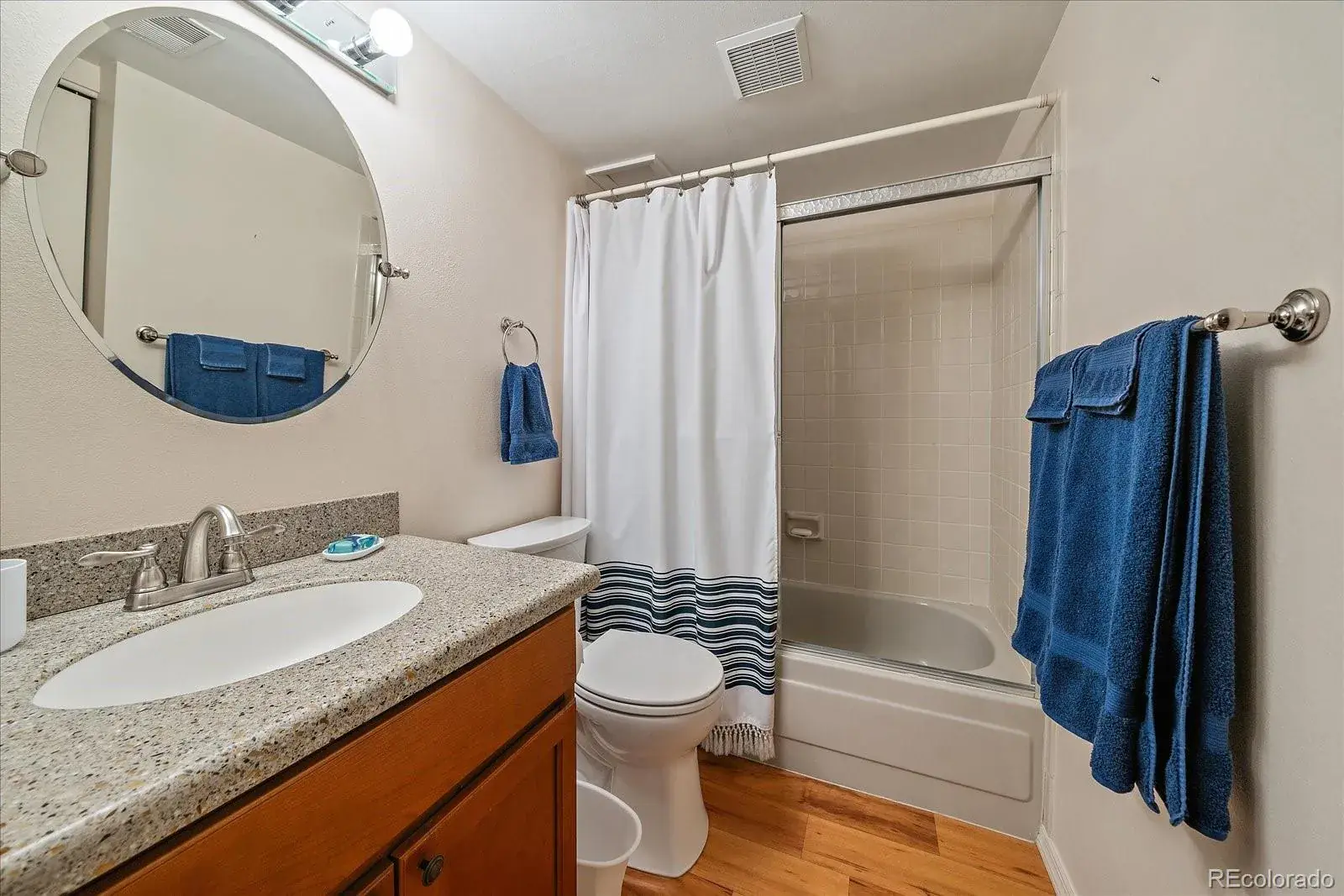 471 S Kalispell Way #101 Aurora CO 80017 MLS #REC2015268 02202026012640 1600 17