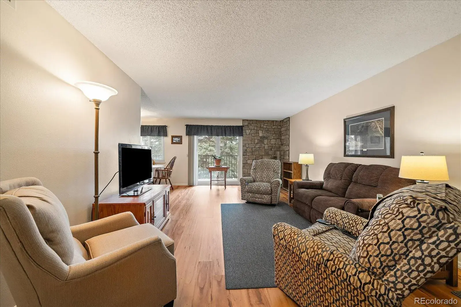 471 S Kalispell Way #101 Aurora CO 80017 MLS #REC2015268 02202026012640 1600 4