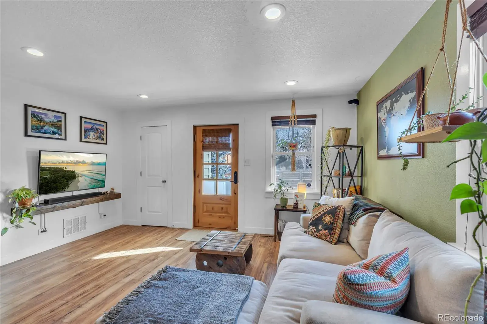 02102026203545 1600 10