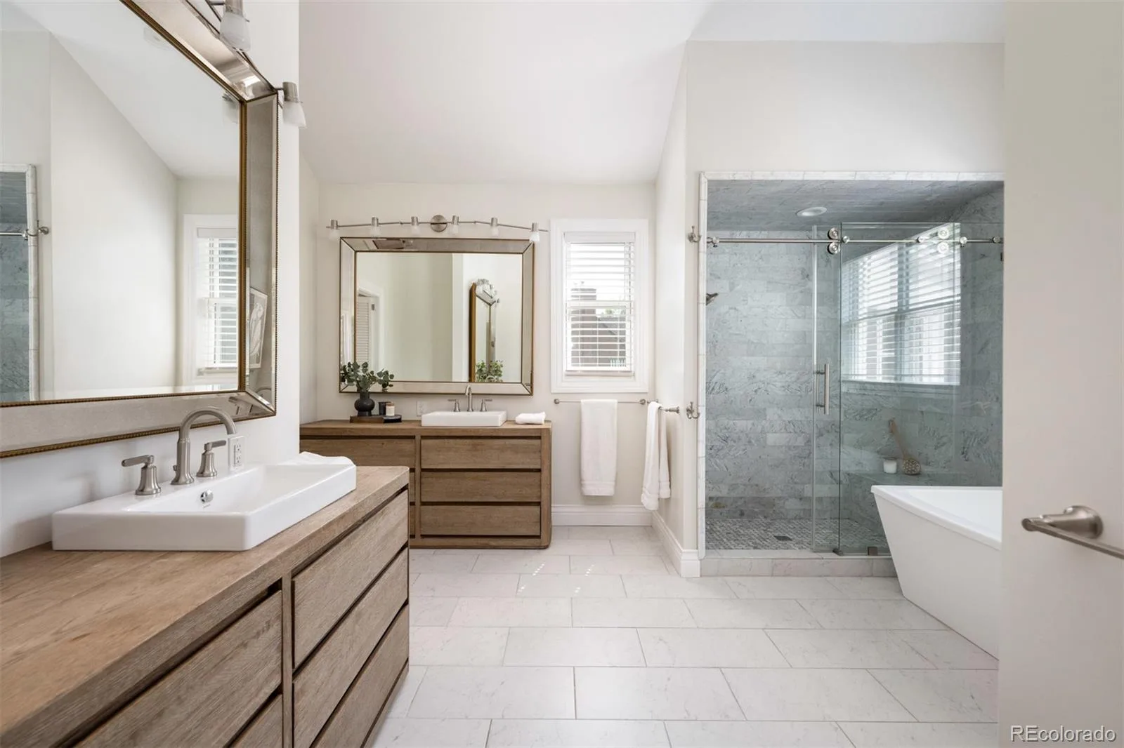 4949 E 6th Avenue Parkway Denver CO 80220 MLS #REC2016605 06252026235542 1600 36
