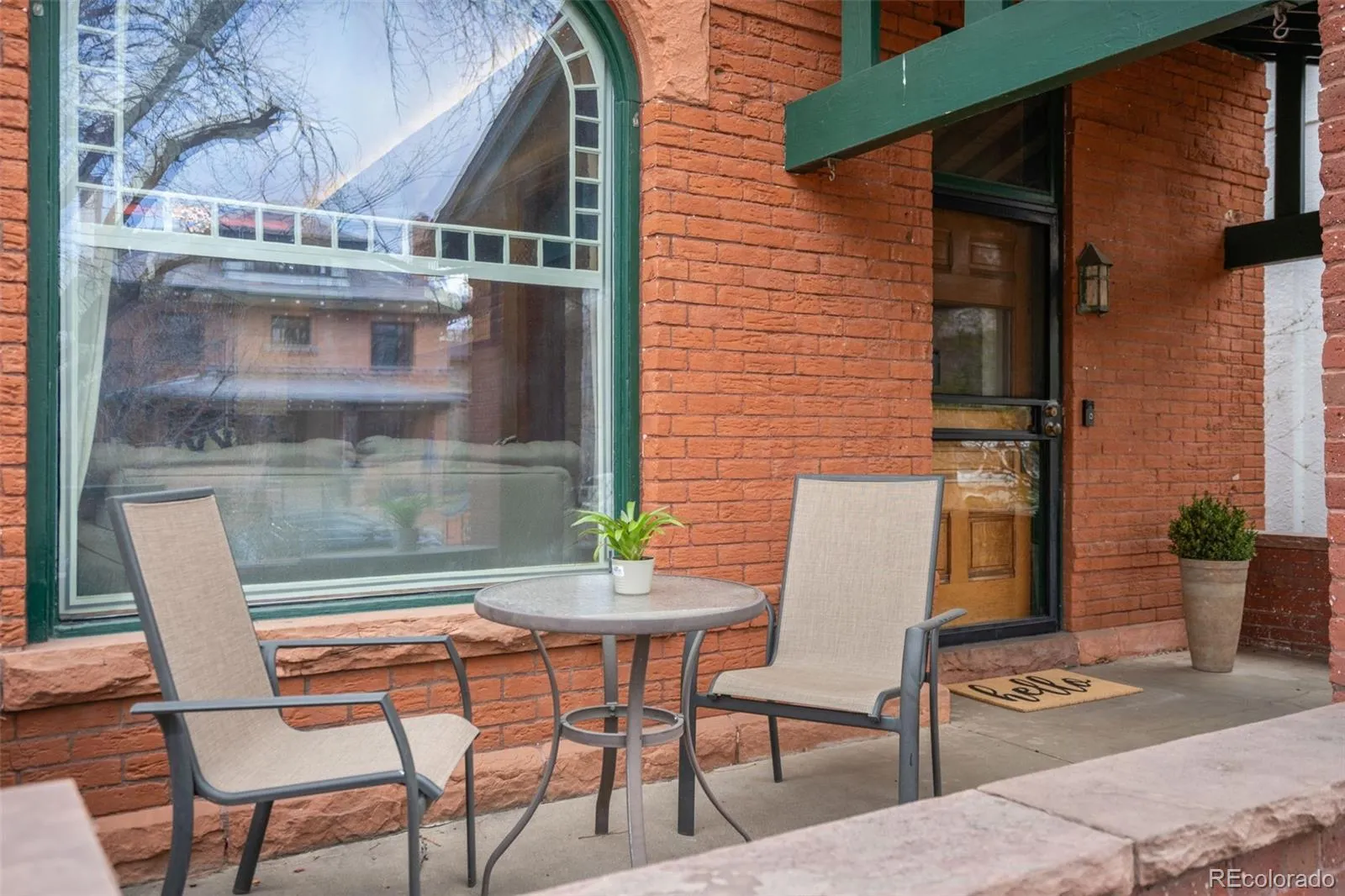 04082026213713 1600 12