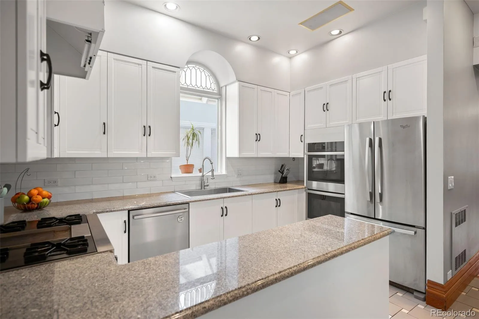 04082026213713 1600 18