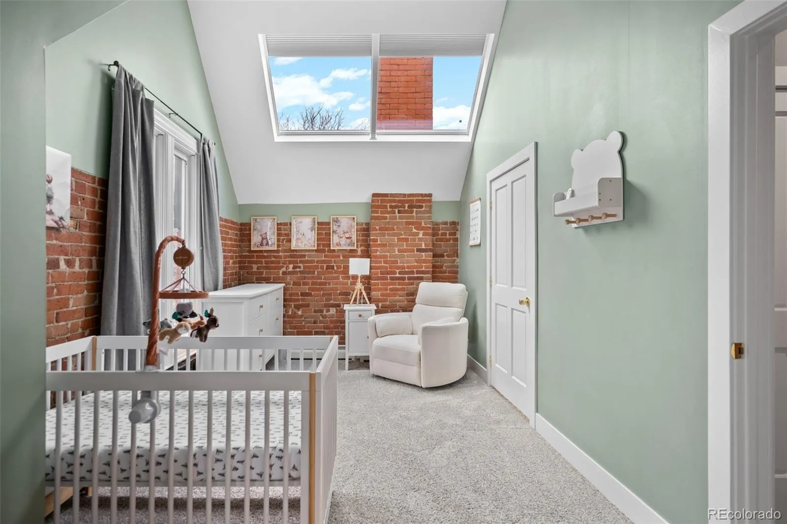 04082026213713 1600 21