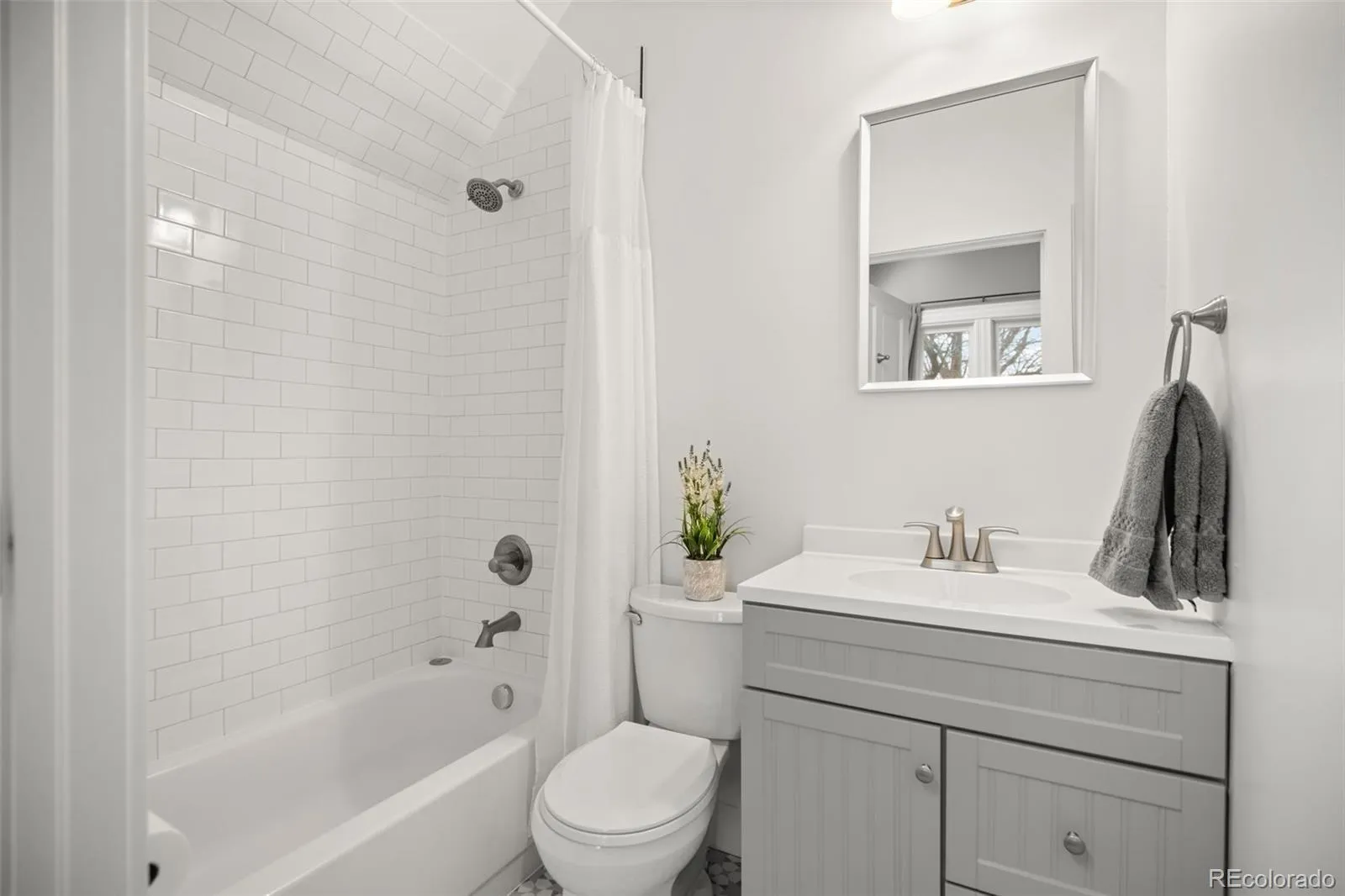 04082026213713 1600 23