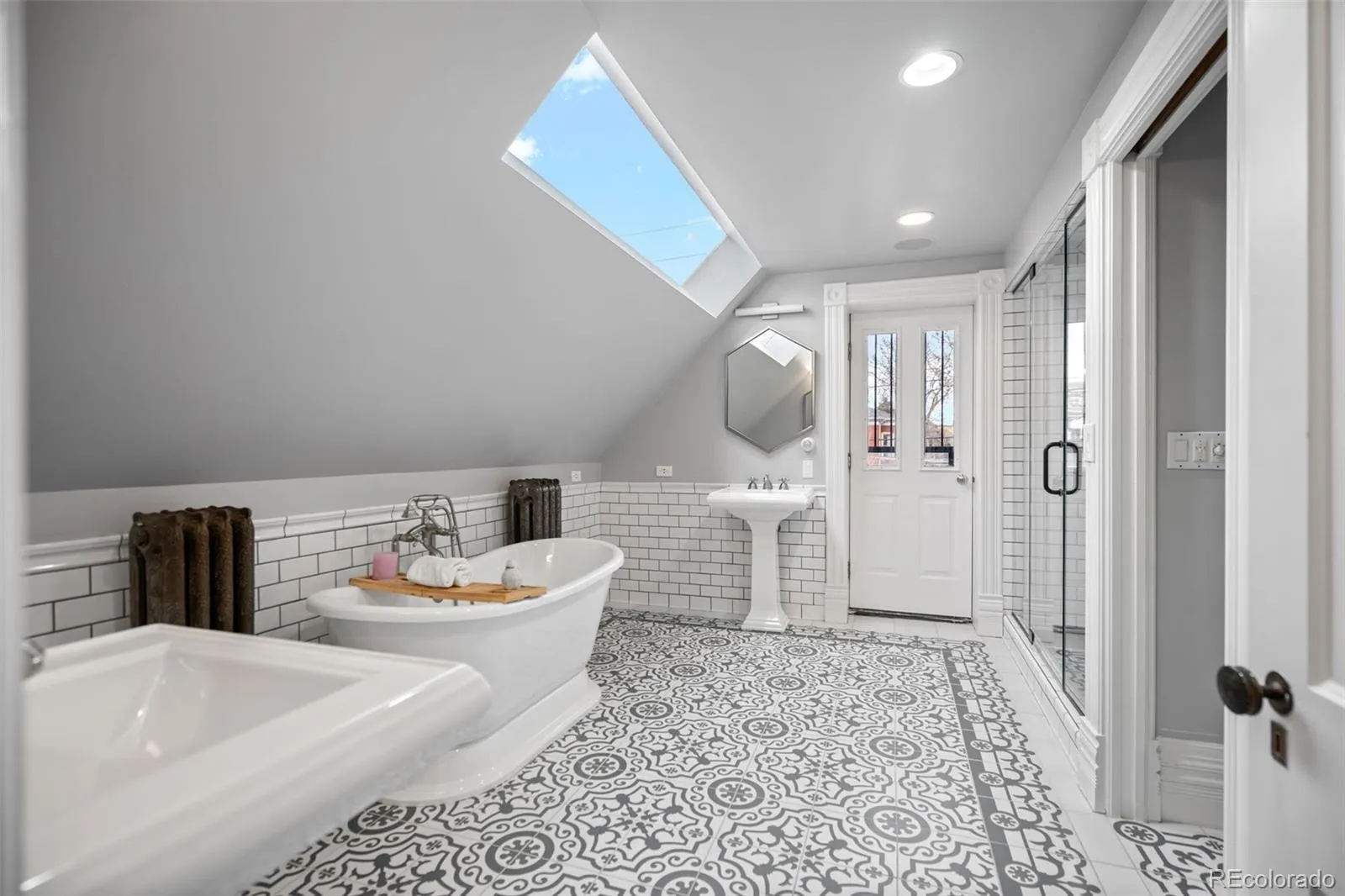 04082026213713 1600 7