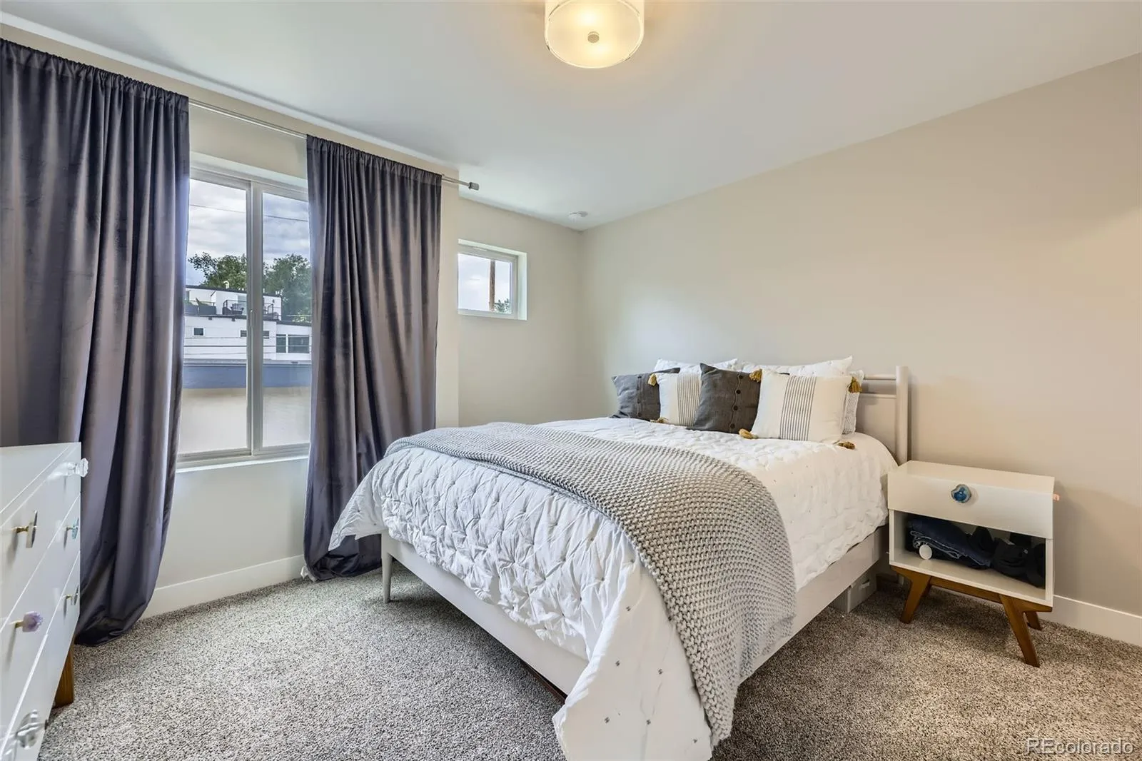 04132026181002 1600 17