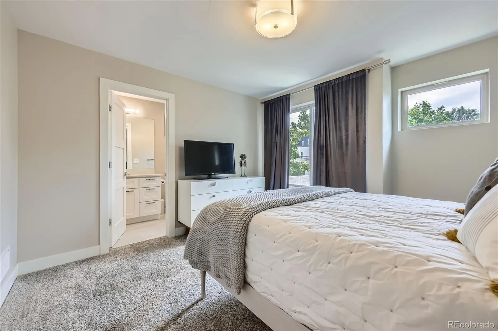 04132026181002 1600 18