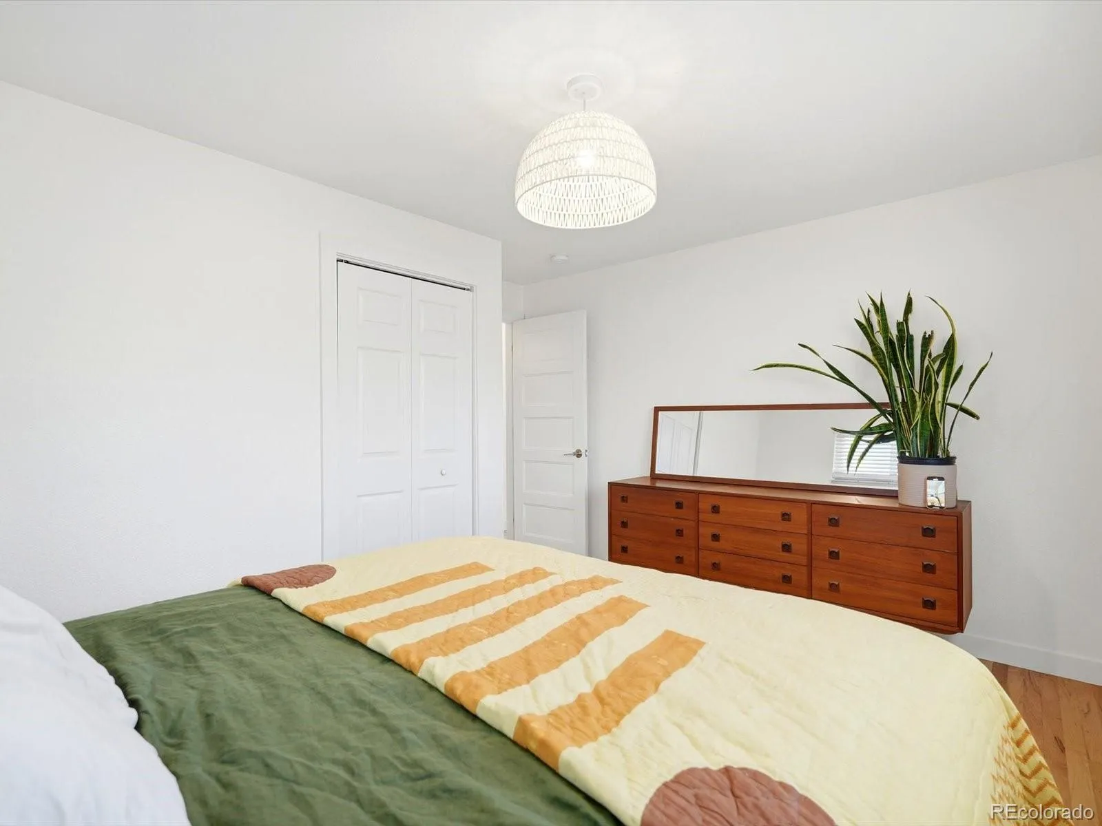 04162026023924 1600 10