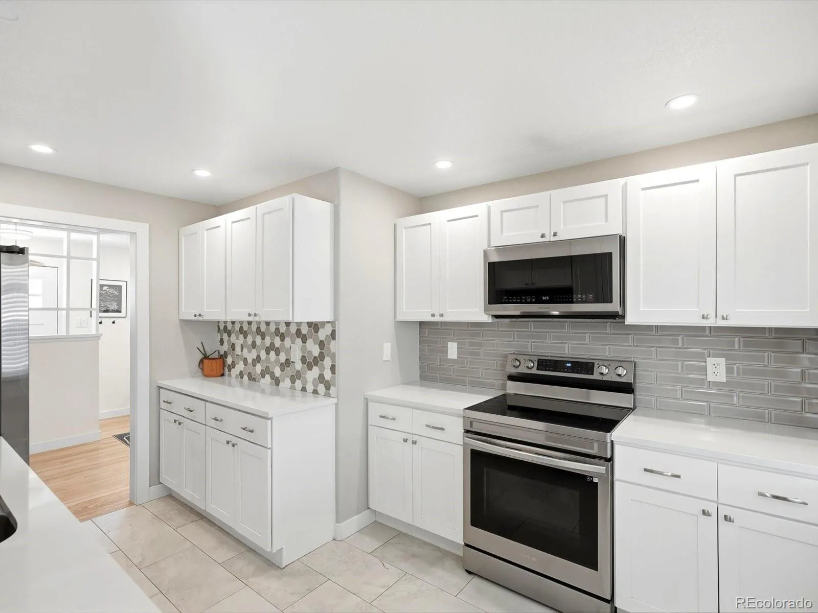 04162026023924 1600 18