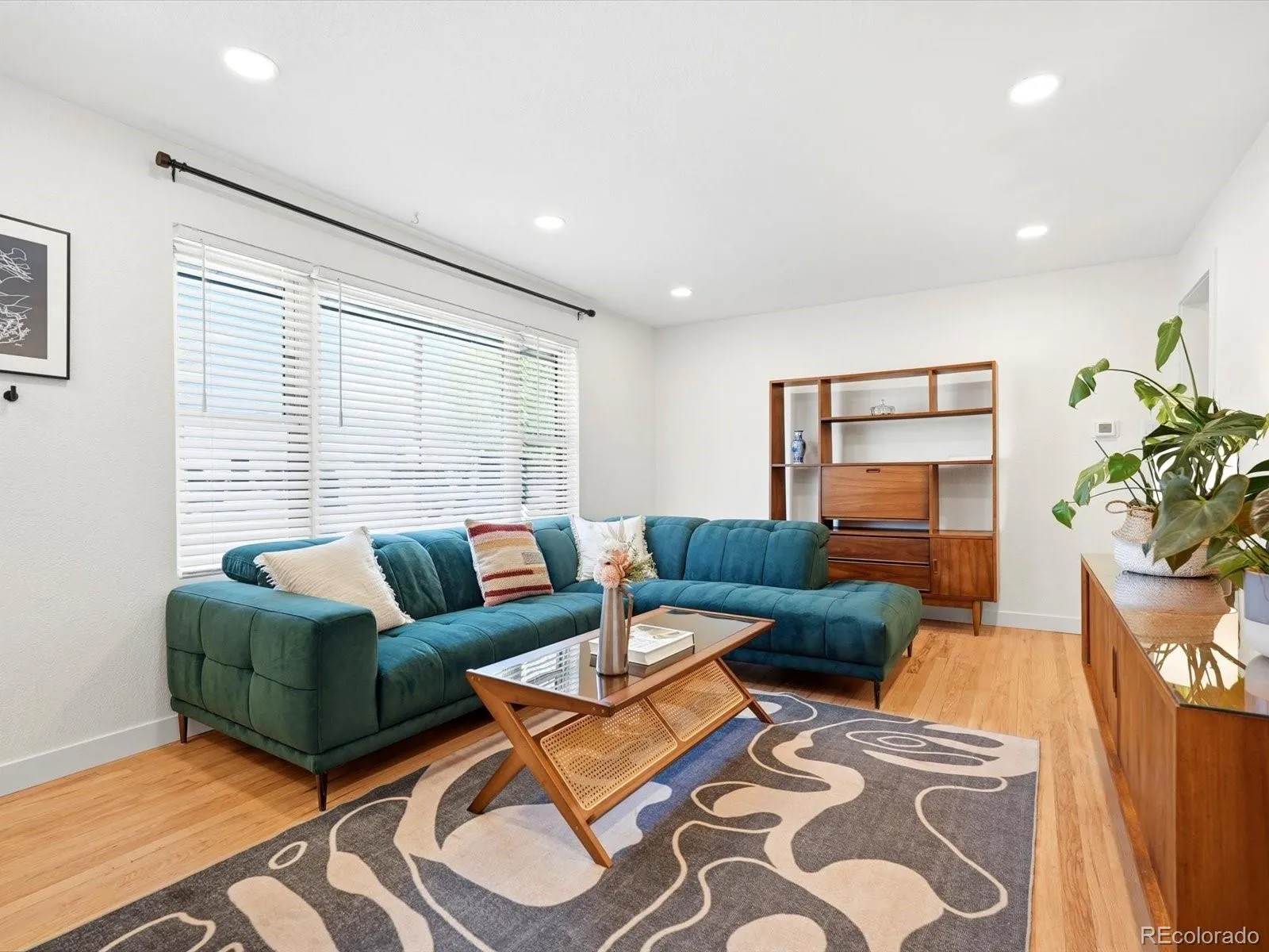 04162026023924 1600 4