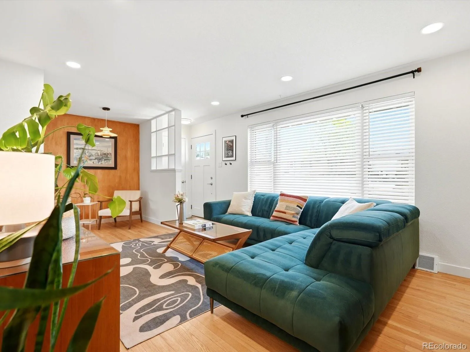 04162026023924 1600 5