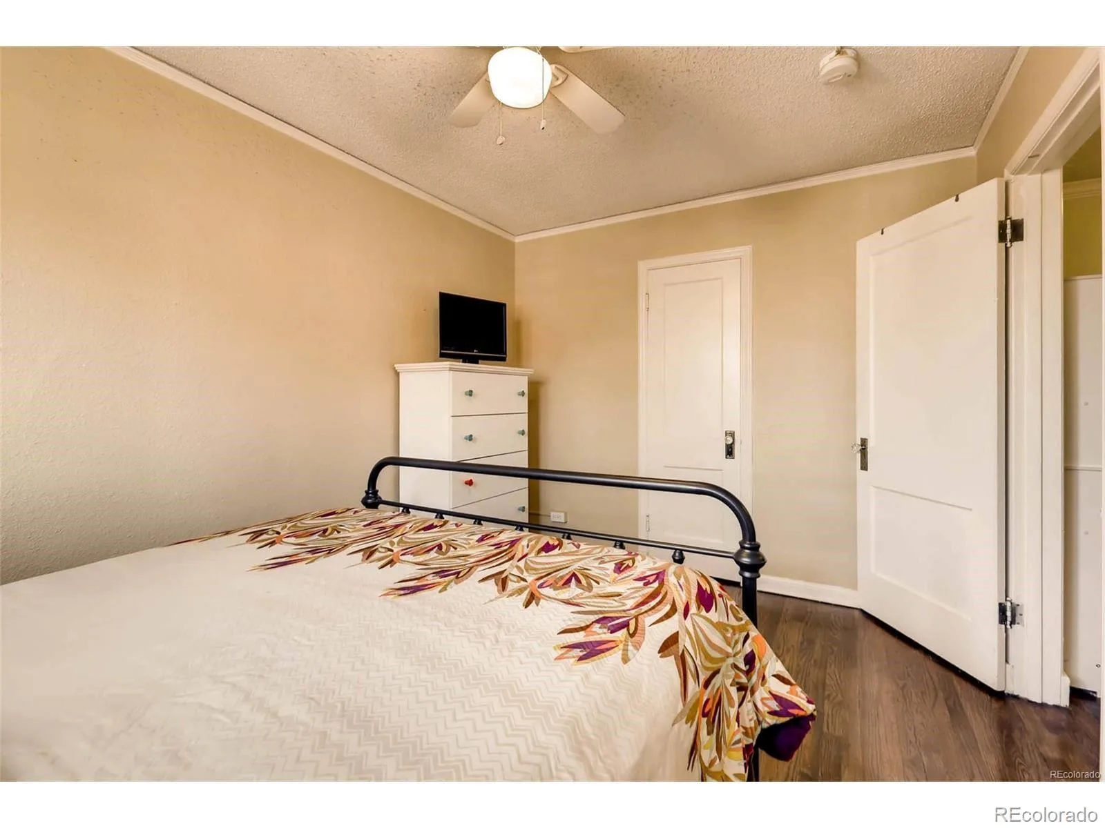 1024 E 14th Avenue #15 Denver CO 80218 MLS #REC2021295 06032026221559 1600 8