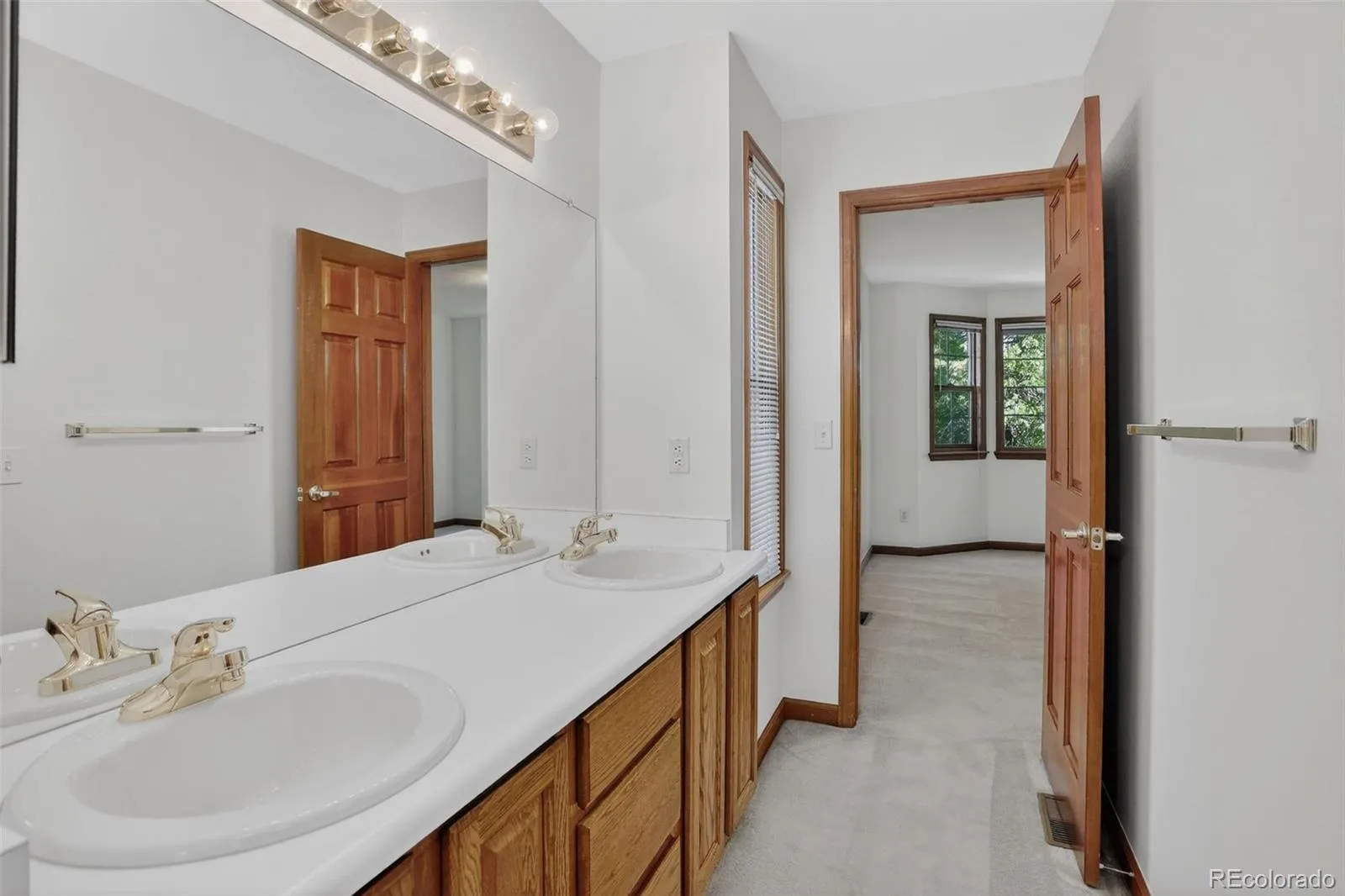 8660 W 95th Drive Westminster CO 80021 MLS #REC2021375 05122026033521 1600 37