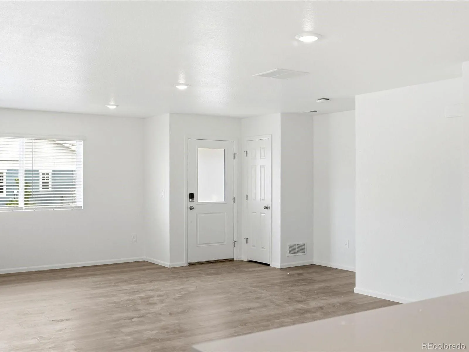 21234 E 65th Drive Aurora CO 80019 | MLS #REC2022379 04162026225048 1600 5