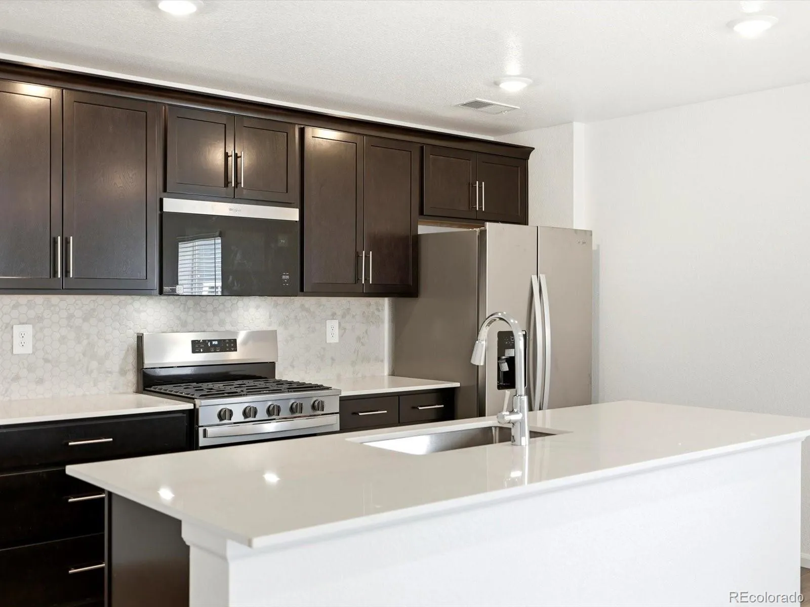 21234 E 65th Drive Aurora CO 80019 | MLS #REC2022379 04162026225048 1600 9