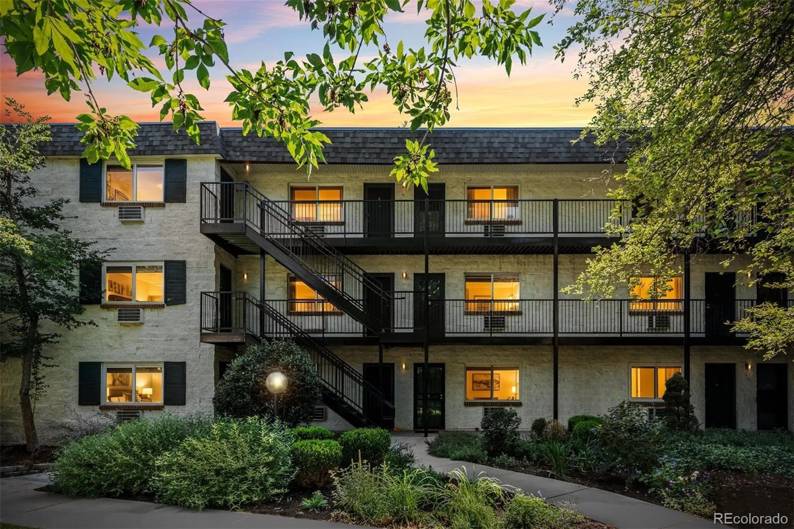 5875 E Iliff Avenue #219 #D Denver CO 80222 | MLS #REC2023344 08302026165525 1600 22