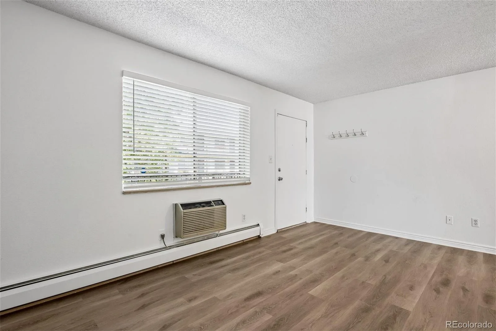 5875 E Iliff Avenue #219 #D Denver CO 80222 | MLS #REC2023344 08302026165525 1600 5