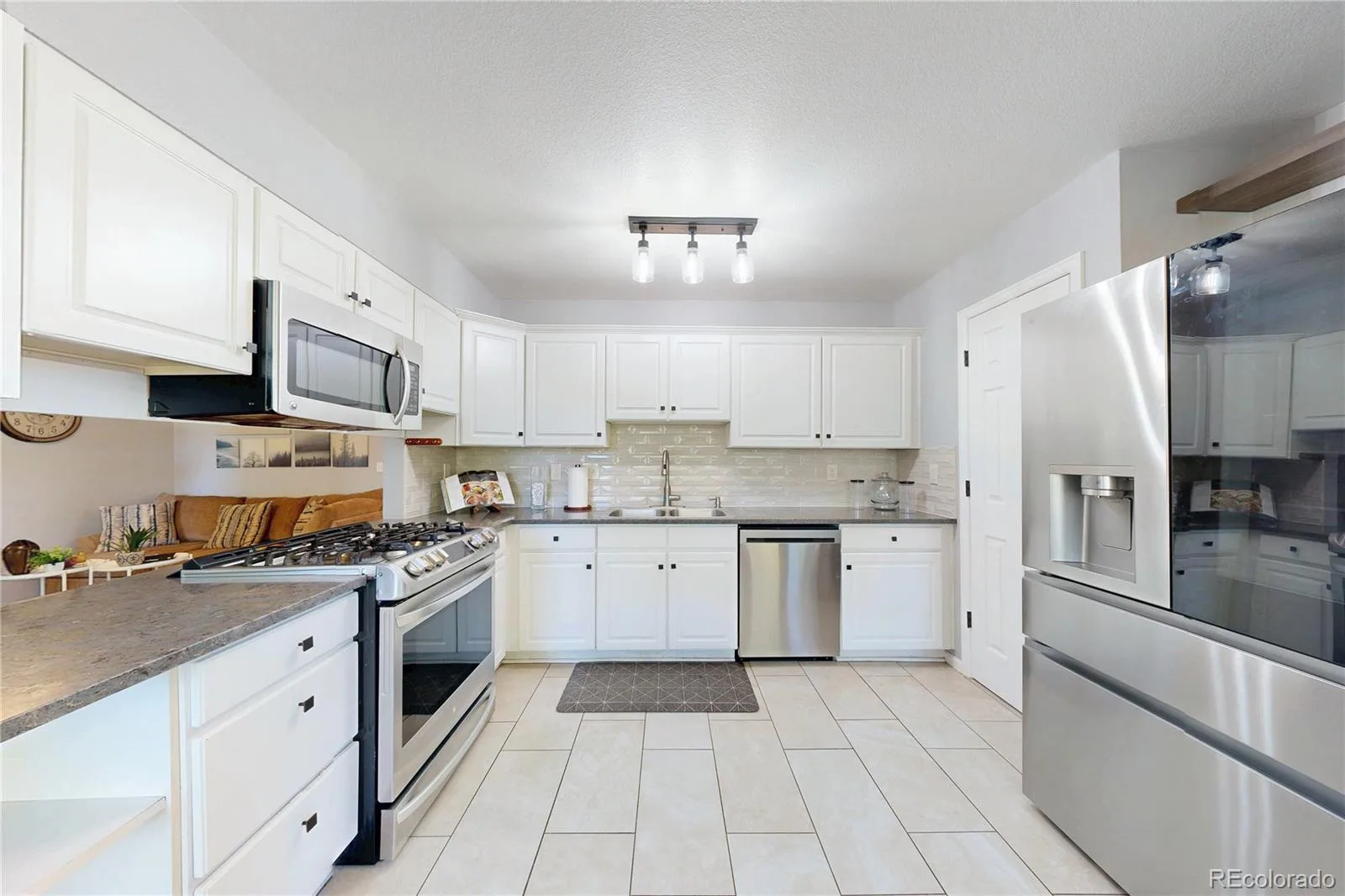 15137 E Nassau Avenue Aurora CO 80014 | MLS #REC2026261 10142026182923 1600 10
