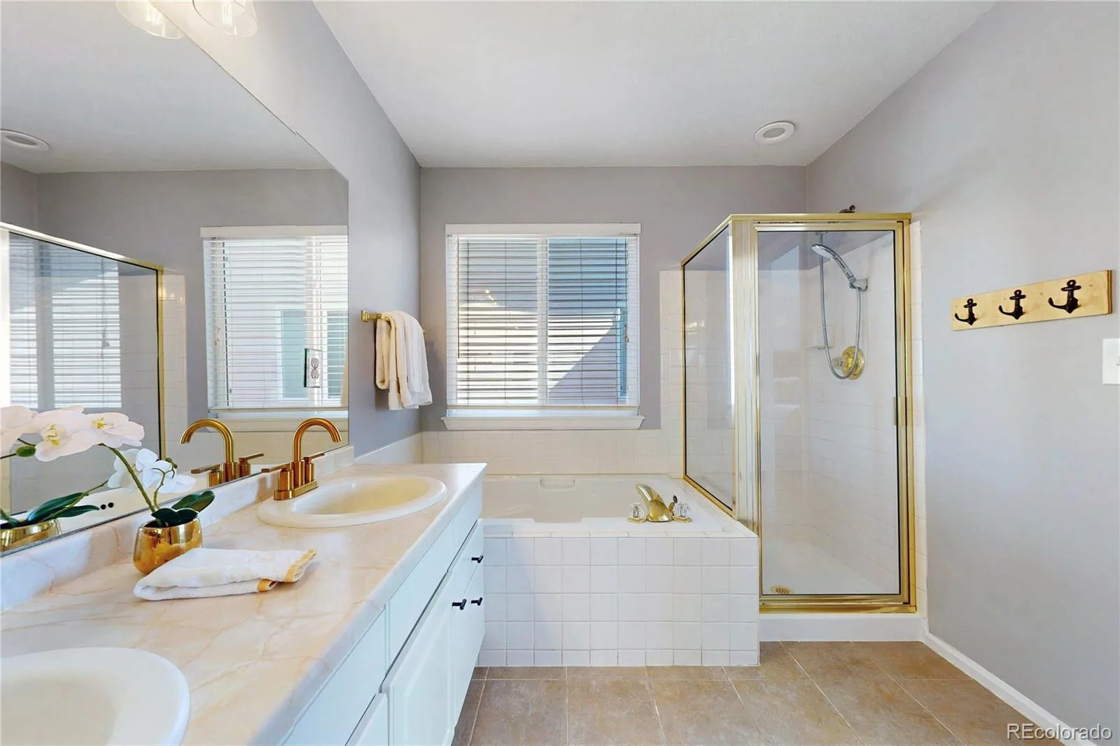 15137 E Nassau Avenue Aurora CO 80014 | MLS #REC2026261 10142026182923 1600 23