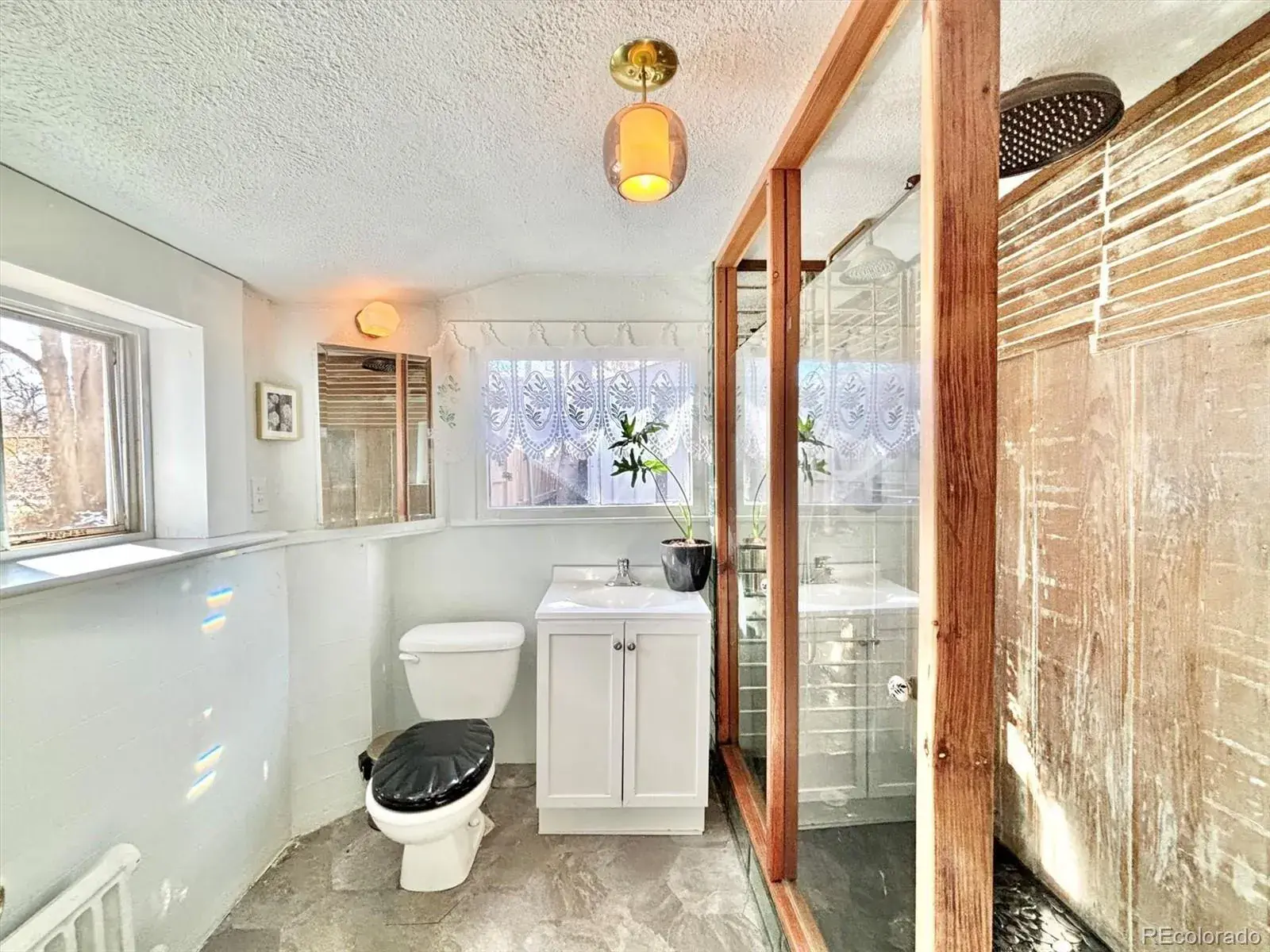 3 S Newton Street Denver CO 80219 MLS #REC2026995 11222025010431 1600 18