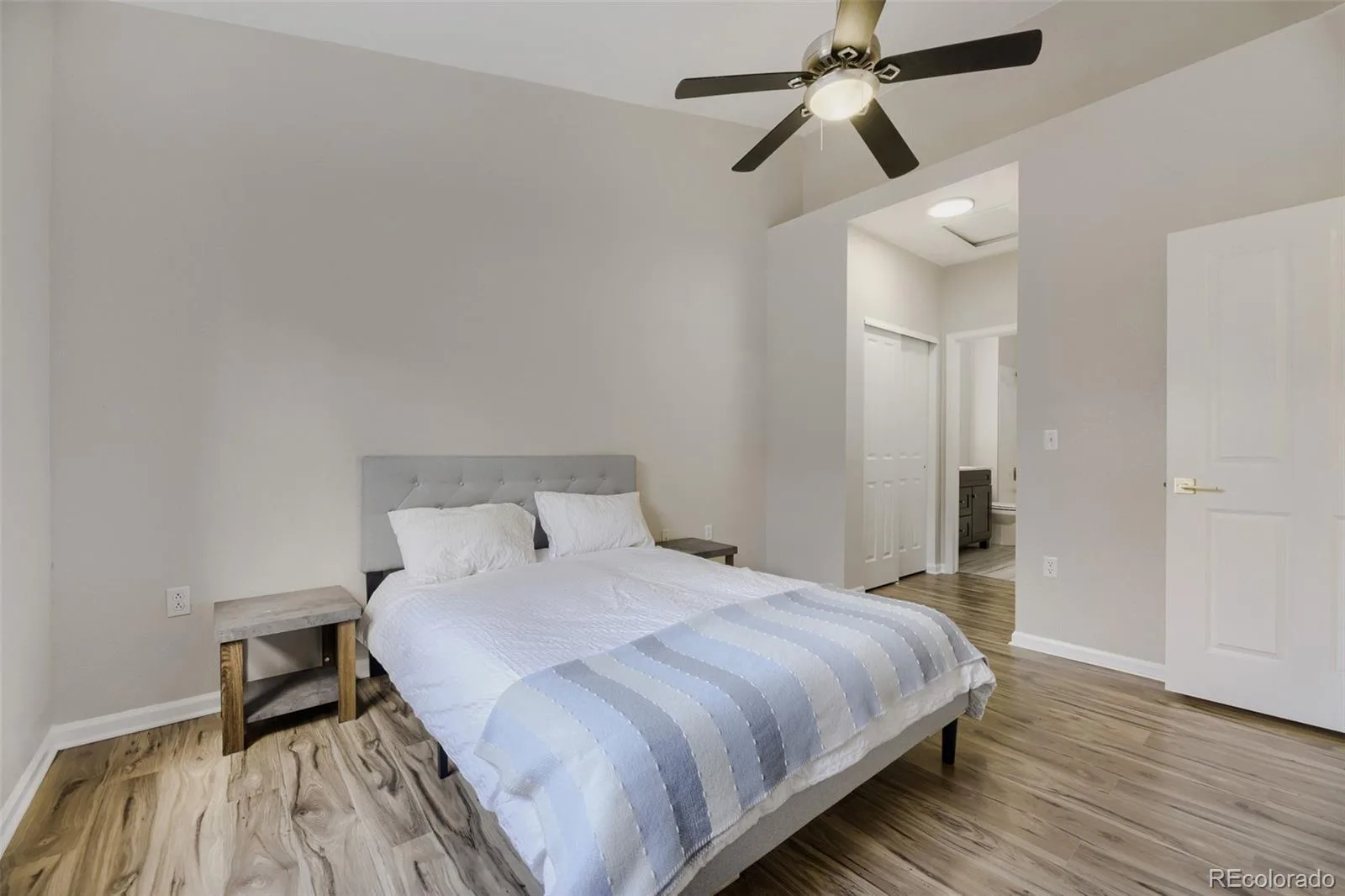 4045 S Crystal Circle #204 Aurora CO 80014 | MLS #REC2028660 08282026170925 1600 11