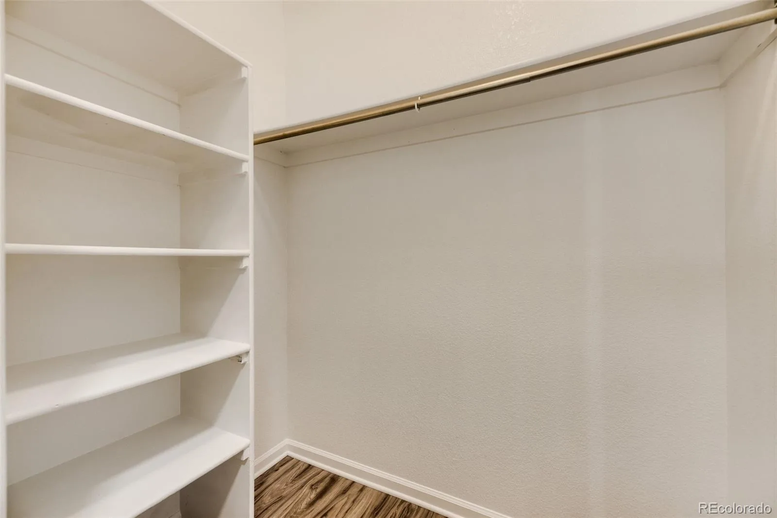 4045 S Crystal Circle #204 Aurora CO 80014 | MLS #REC2028660 08282026170925 1600 13
