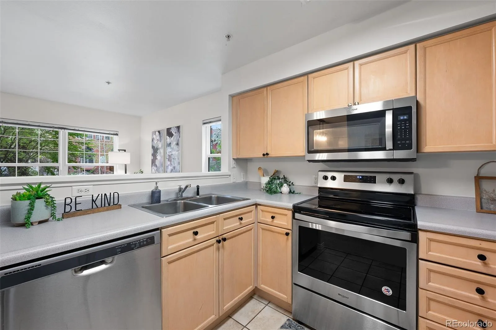 1641 N Washington Street #A Denver CO 80203 | MLS #REC2030132 08132026011512 1600 6
