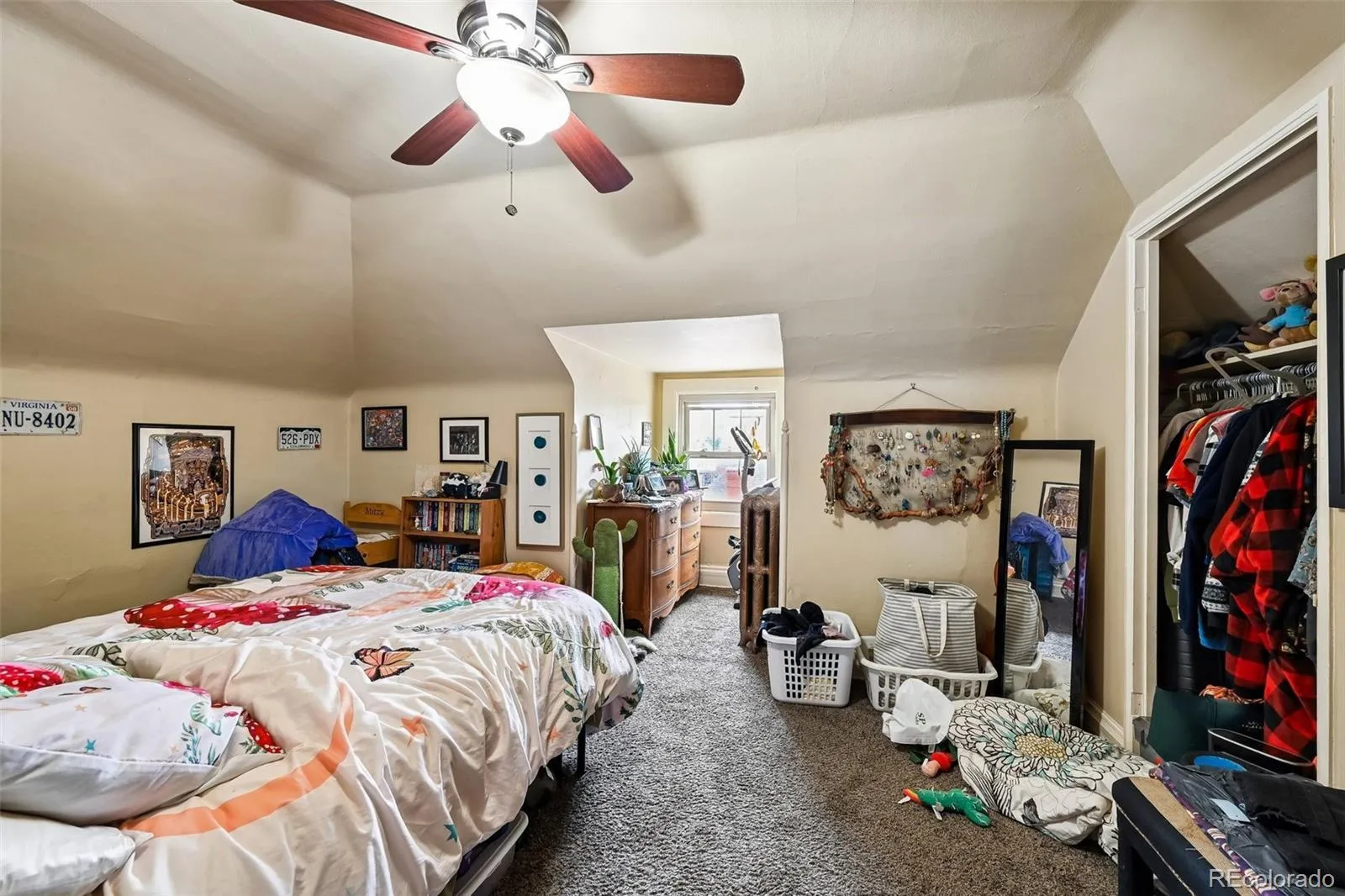 1646 N High Street Denver CO 80218 MLS #REC2030177 05022026051000 1600 39