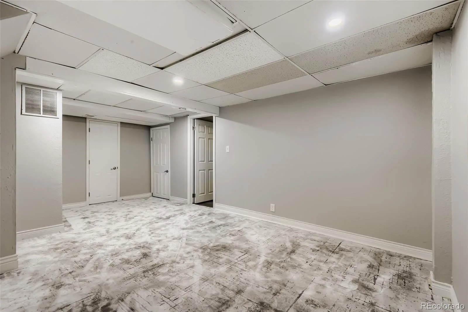 3009 S Xenia Street Denver CO 80231 | MLS #REC2030409 10152026235547 1600 23