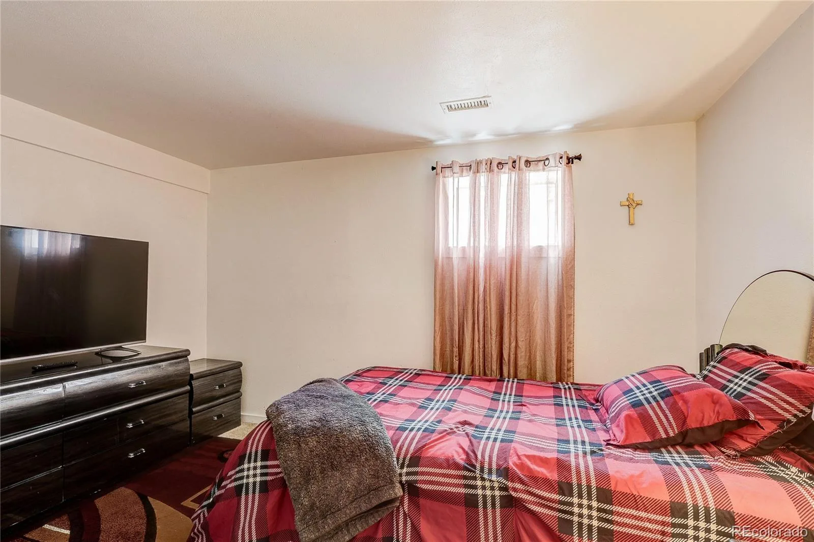 13142 E Louisiana Avenue Aurora CO 80012 MLS #REC2033225 06252026215917 1600 21