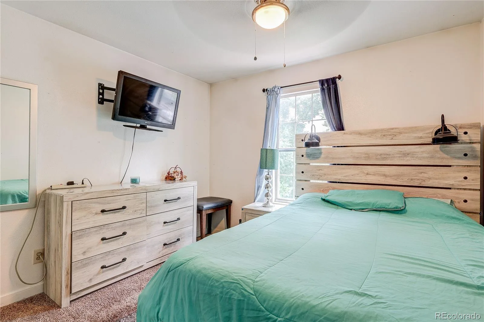 13142 E Louisiana Avenue Aurora CO 80012 MLS #REC2033225 06252026215917 1600 25