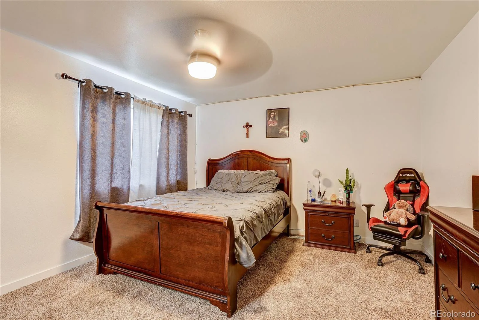 13142 E Louisiana Avenue Aurora CO 80012 MLS #REC2033225 06252026215917 1600 33