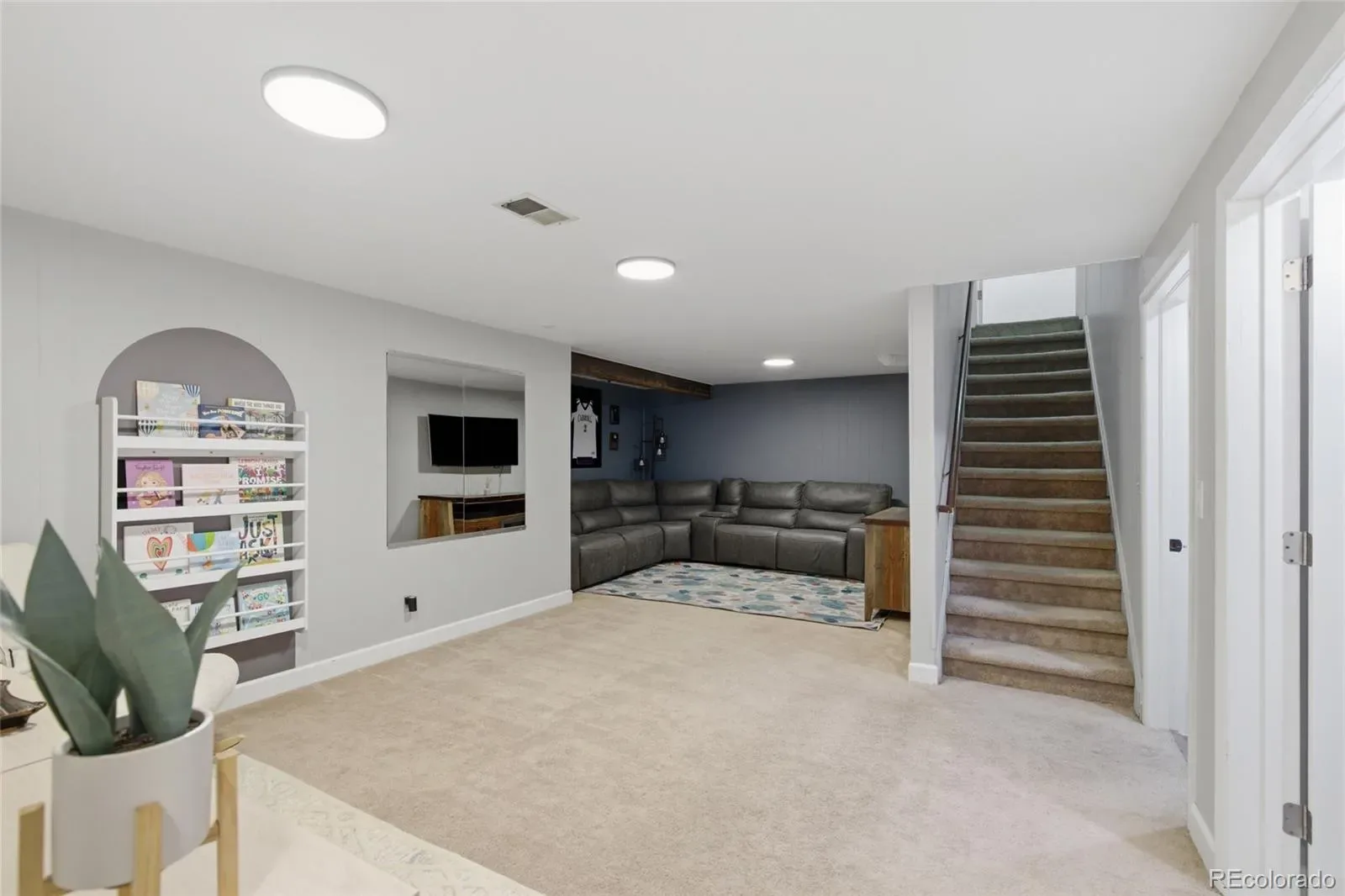 03262026153956 1600 28